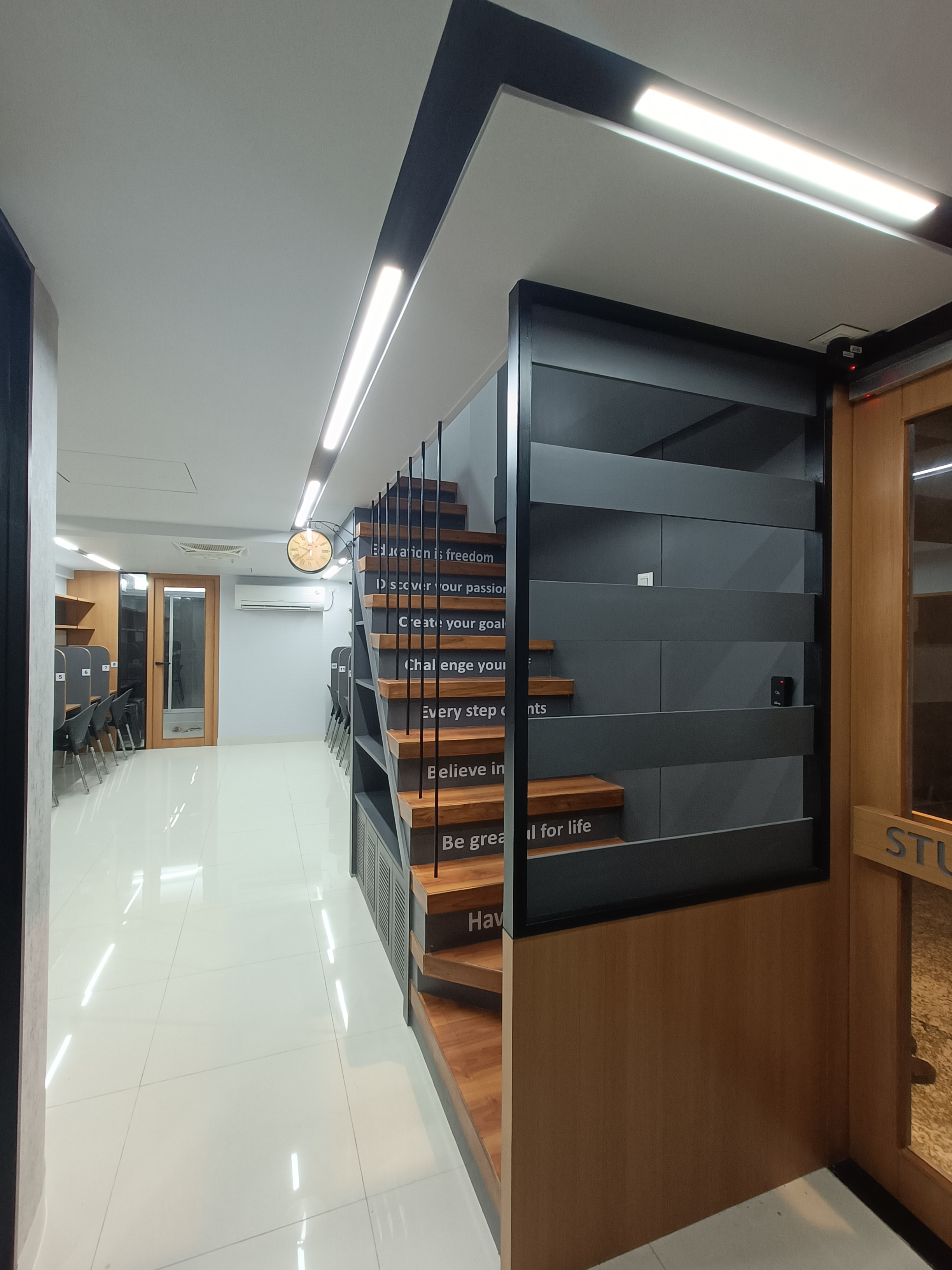 Study ZONE East – Reading Hall